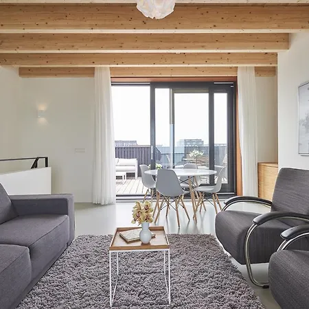 Lake View Apartment Amsterdam-2