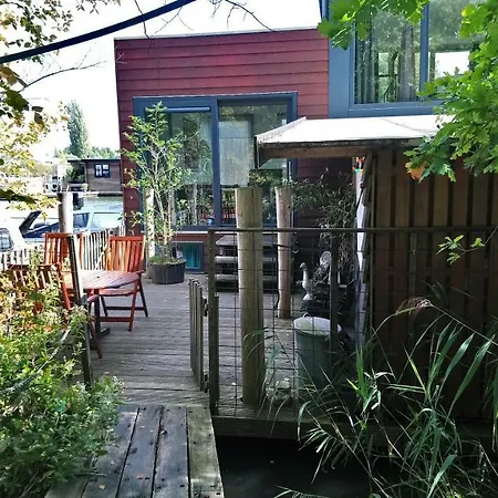 Houseboat Vliegenbos-2