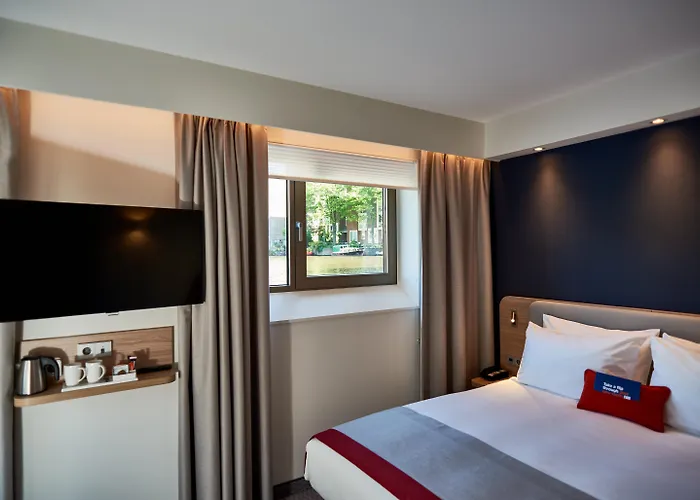 3-Sterne-Hotel: Holiday Inn Express Amsterdam - City Hall By Ihg