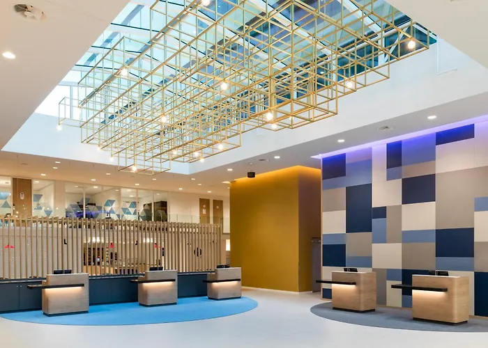  Holiday Inn Express Amsterdam - North Riverside By Ihg