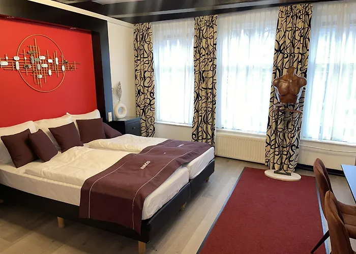 Central hotel: Hotel Anco