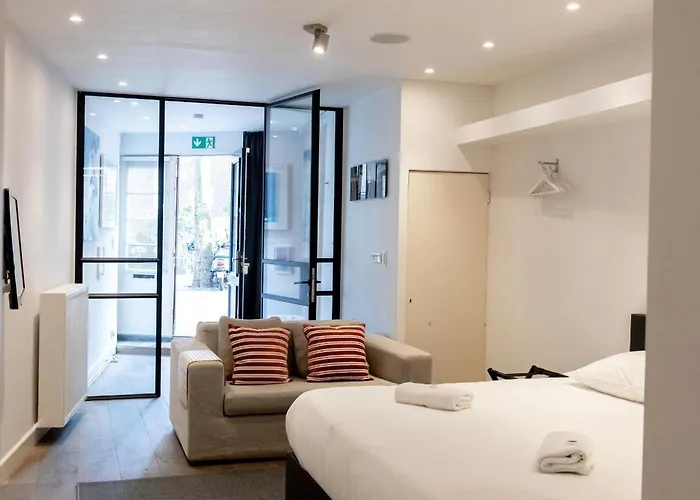 Spui Apartment In Center